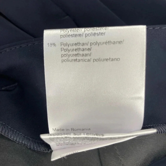 Raffaello Rossi Agatha  Cropped Pleated Pants | Navy | Size EU44 / US Size 12 - Picture 6 of 6